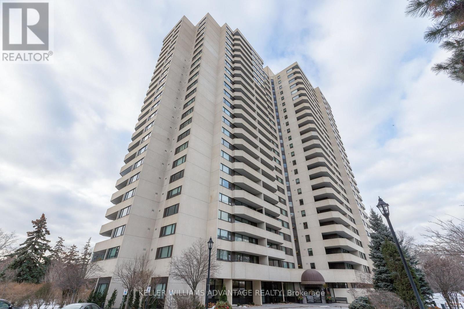 1005 - 75 WYNFORD HEIGHTS CRESCENT|Toronto (Banbury-Don Mills), Ontario M3C3H9