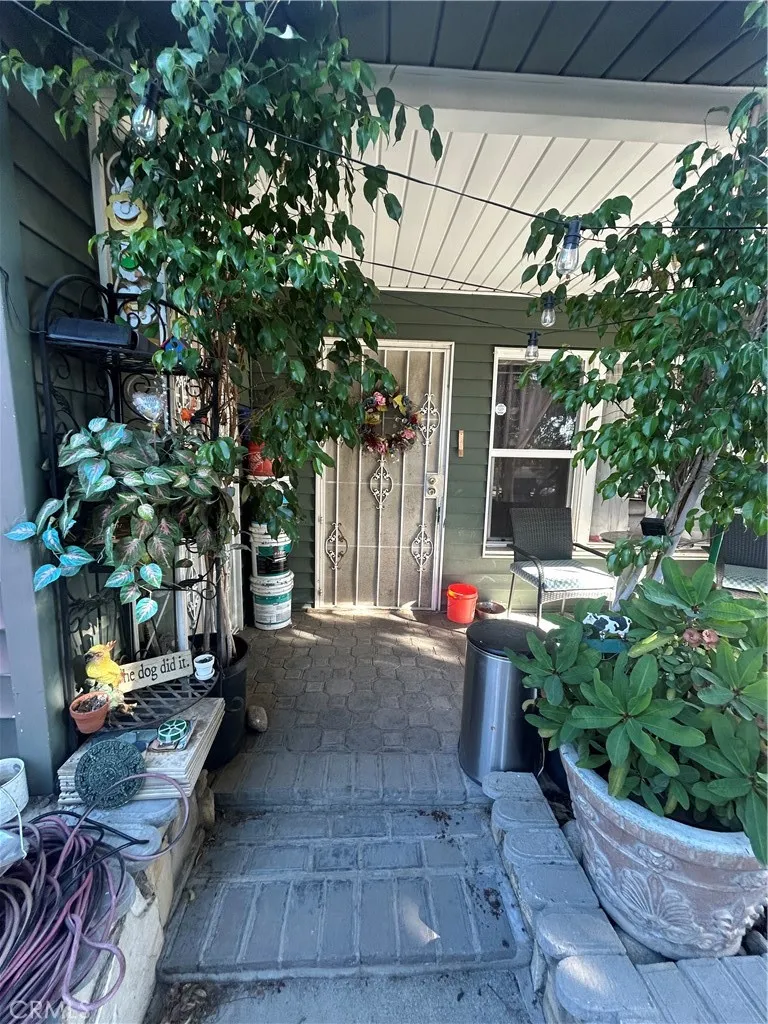 Additional image 57 of 467 W G Street, Colton, CA 92324