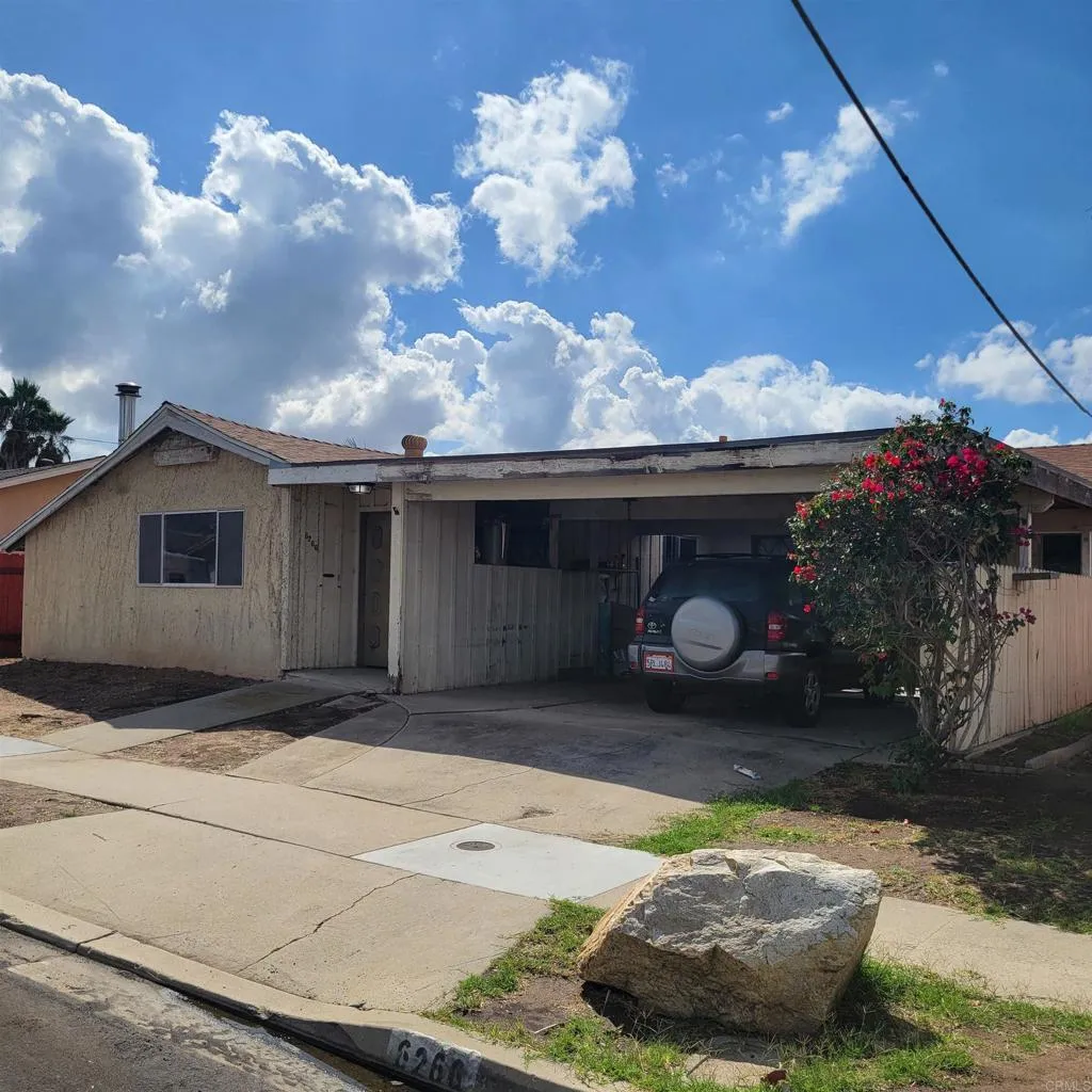 6266 Lake Aral Drive, San Diego, CA 92119