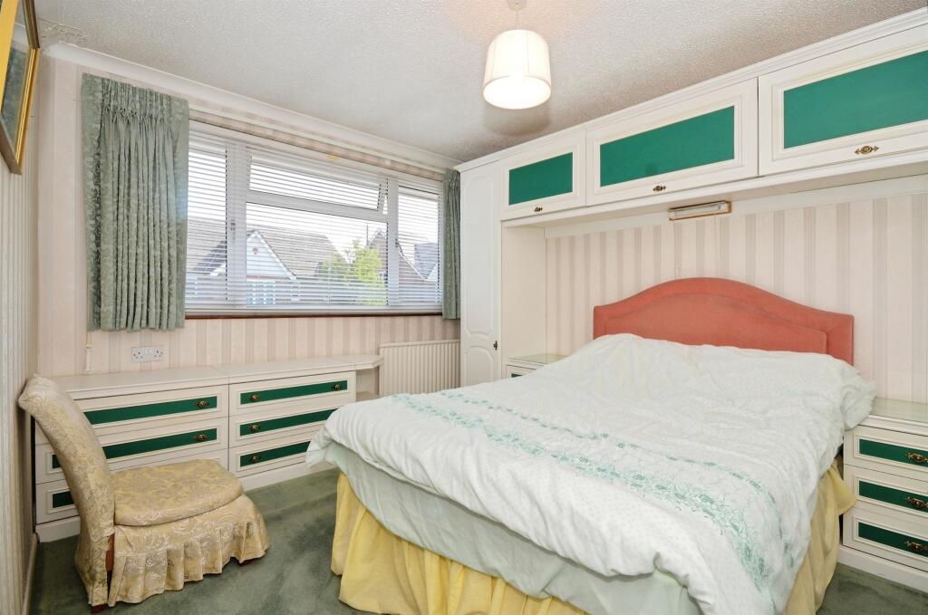 Additional image 10 of Waveney Road, HARPENDEN