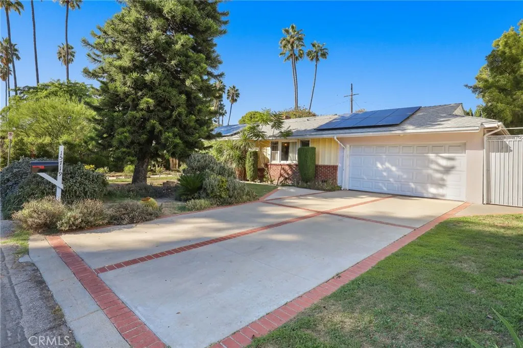 Additional image 4 of 15719 Vose Street, Lake Balboa, CA 91406