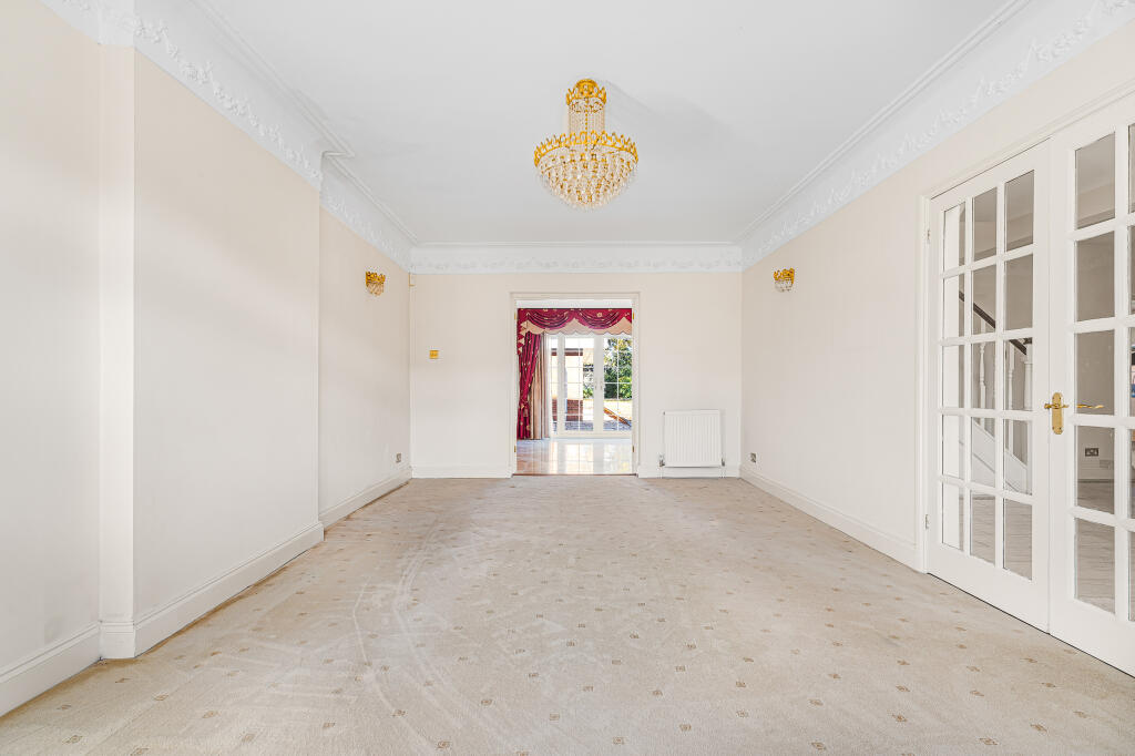 Additional image 6 of Mymms Drive, Brookmans Park, AL9