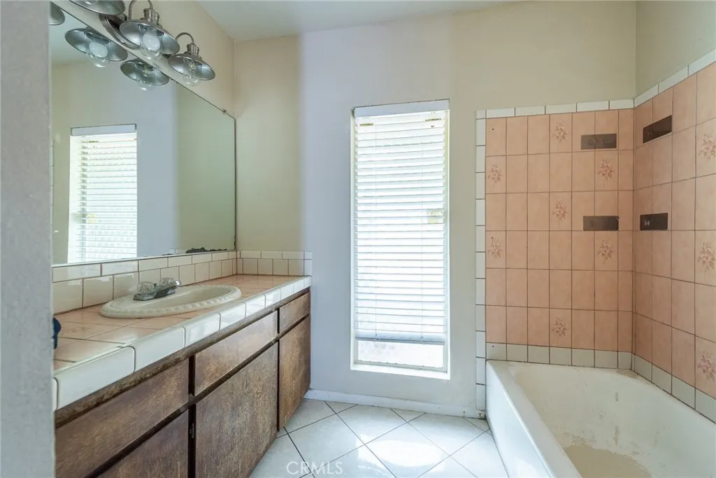 Additional image 19 of 1425 39th E, San Bernardino, CA 92404