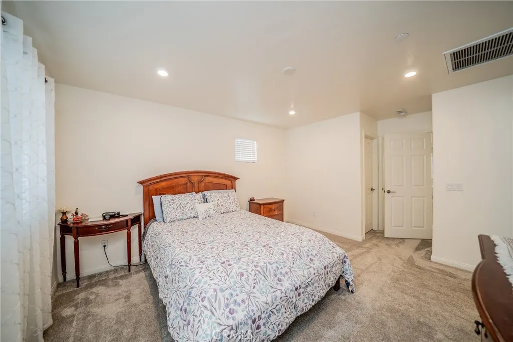 Additional image 87 of 214 Bonita Lane, Rialto, CA 92376