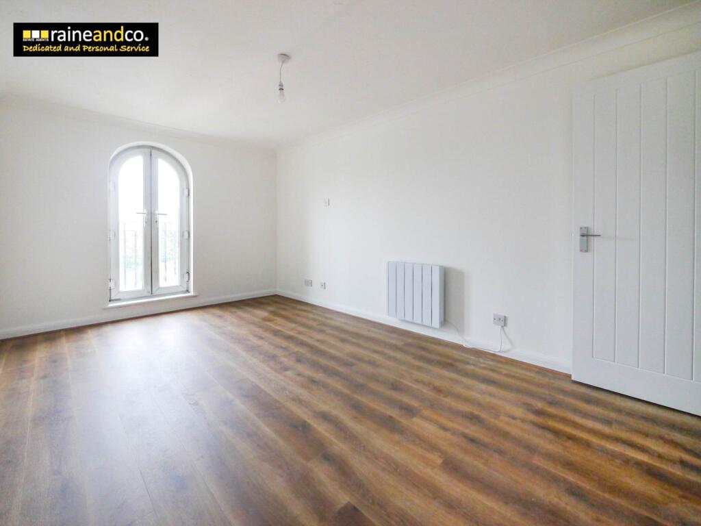 Additional image 19 of Walsingham Close, Hatfield