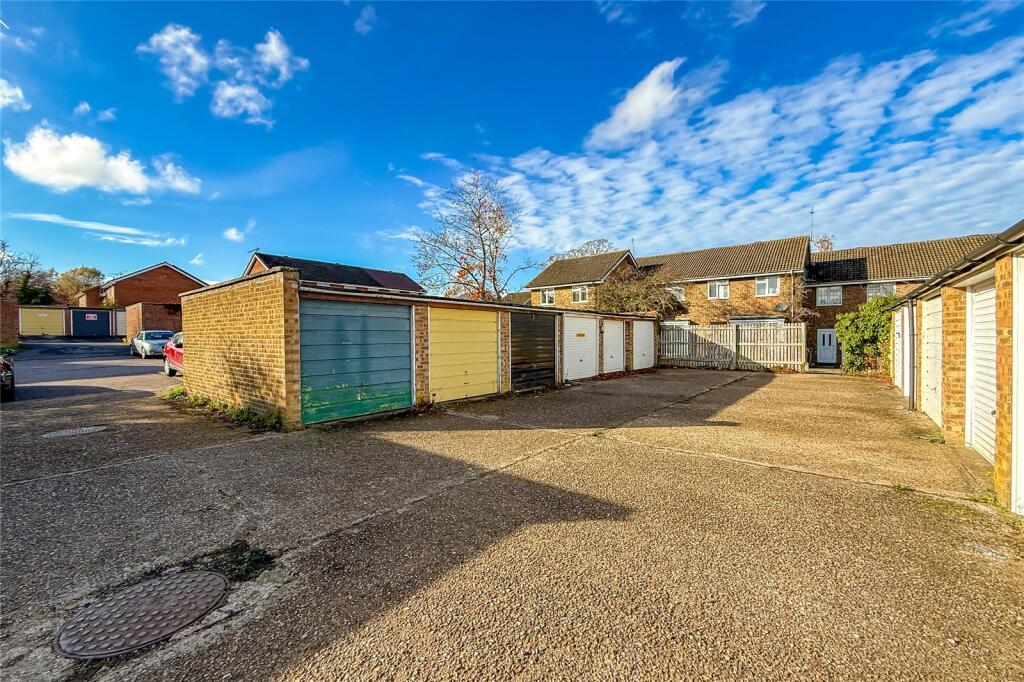 Additional image 11 of Elizabeth Court, St. Albans, Hertfordshire, AL4