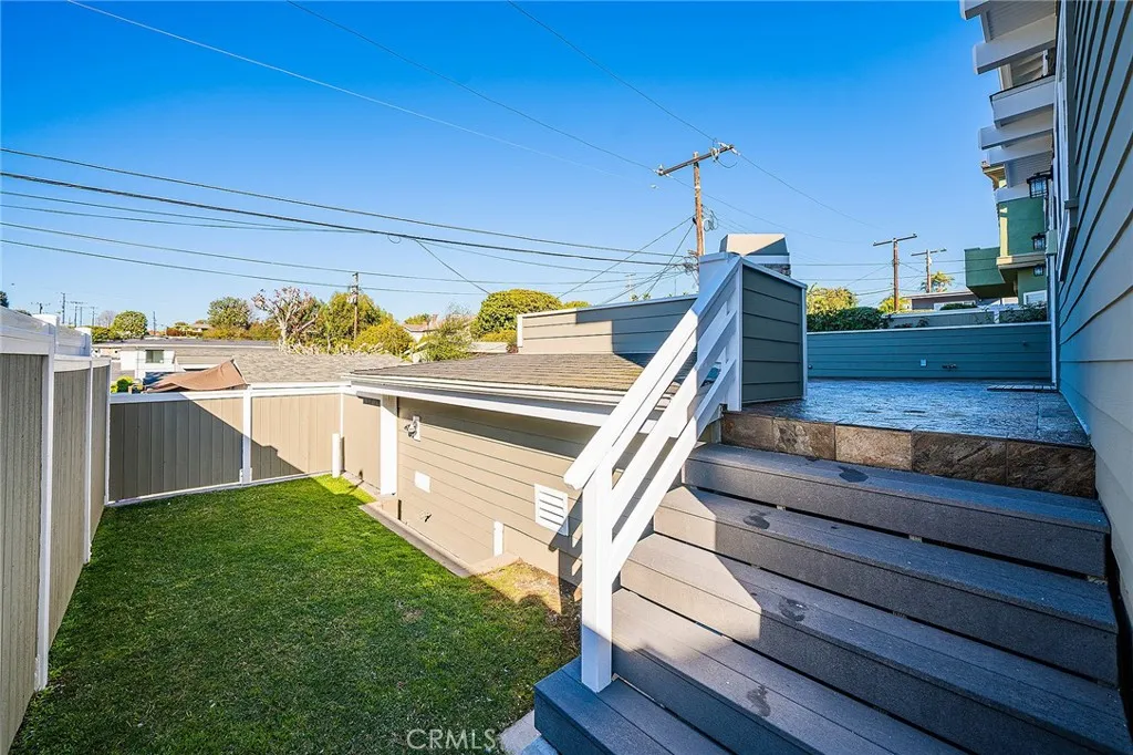 Additional image 74 of 1307 1st Street, Manhattan Beach, CA 90266