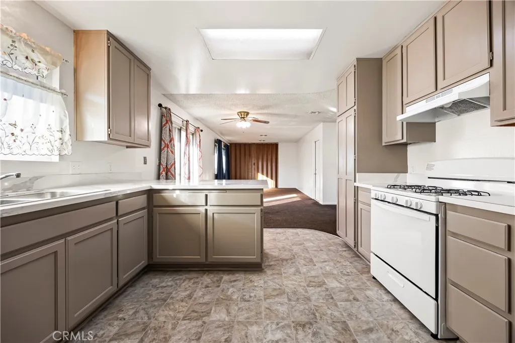 Additional image 8 of 2520 14th Street, Riverside, CA 92507