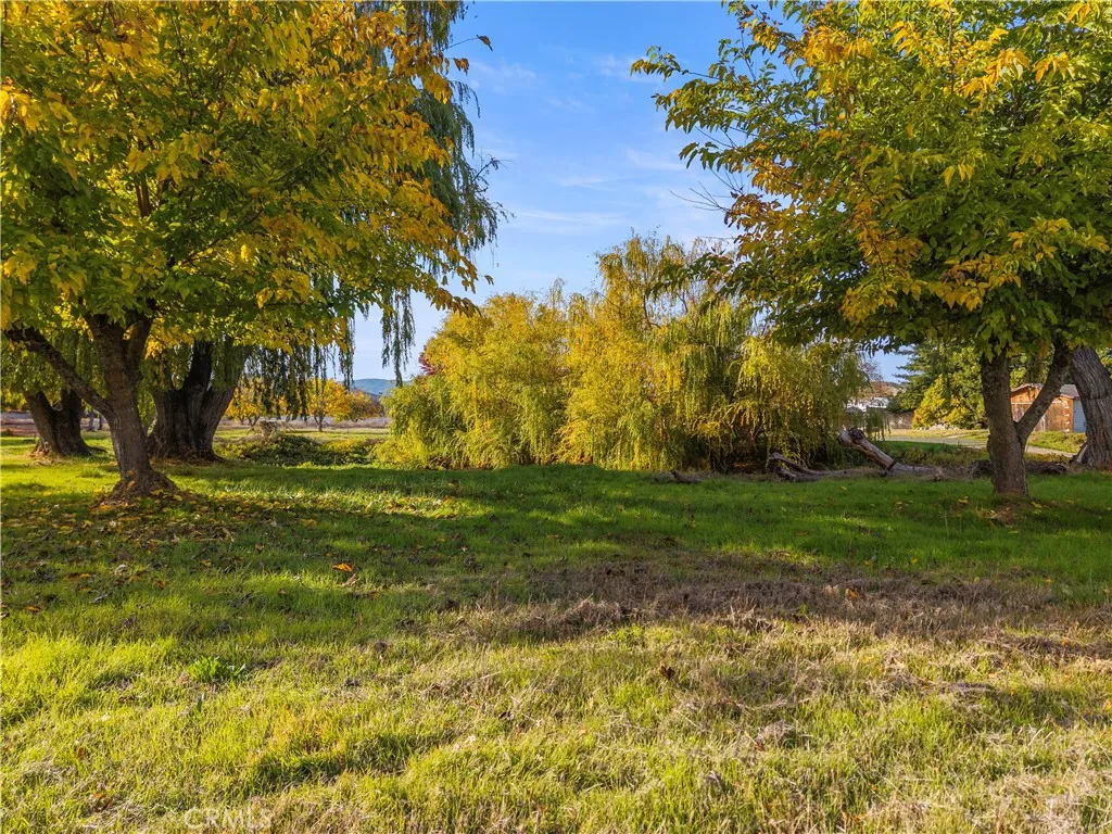 Additional image 123 of 8 Queen Ann Way, Lakeport, CA 95453