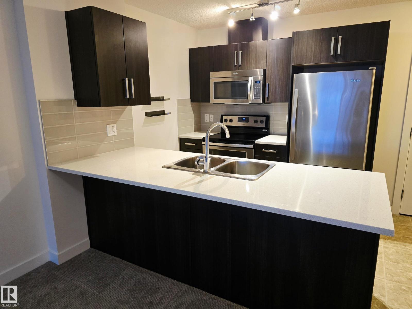 #101 667 WATT BV SW|Edmonton, Alberta T6X0Y2