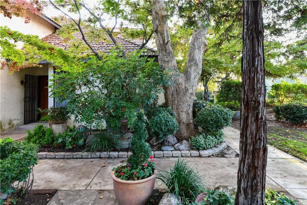 Property image for 2890 Huntington Unit 110, Fresno, CA 93721