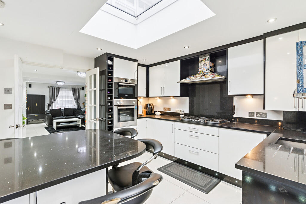 Additional image 9 of Howlands, Welwyn Garden City