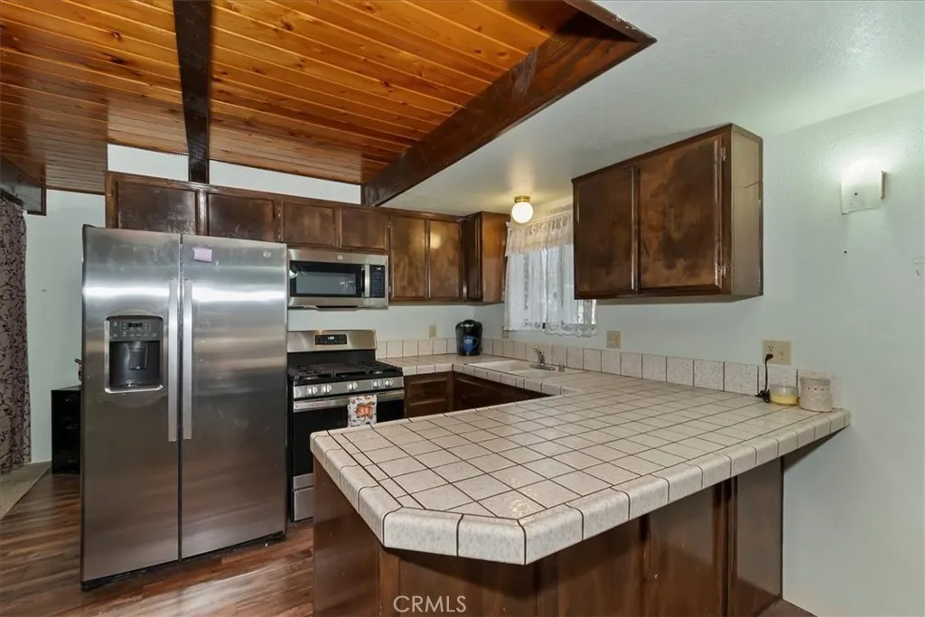 Additional image 30 of 172 Vista Ln, Sugarloaf, CA 92386