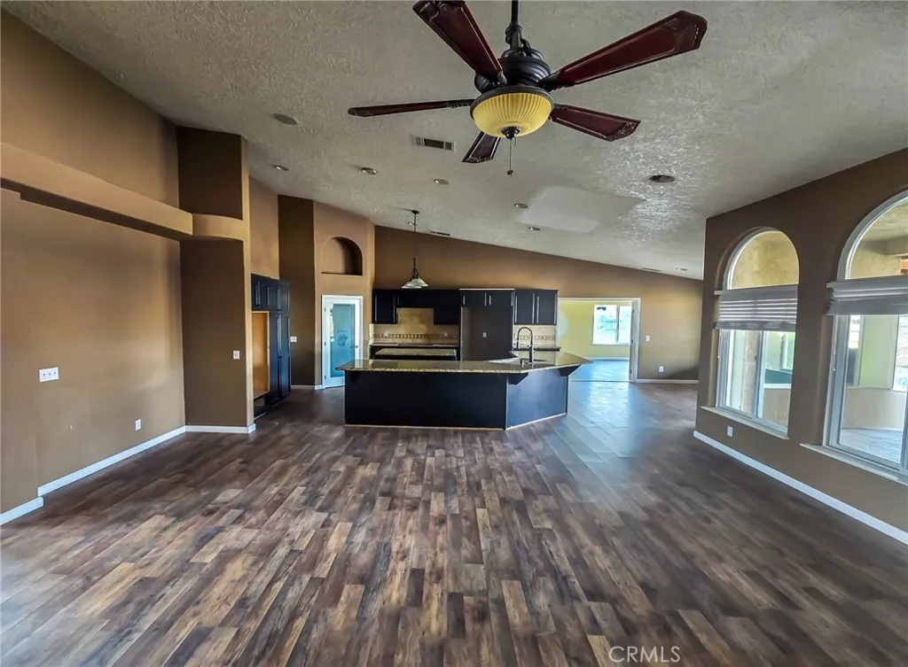 Additional image 76 of 10282 Farmington St, Oak Hills, CA 92344