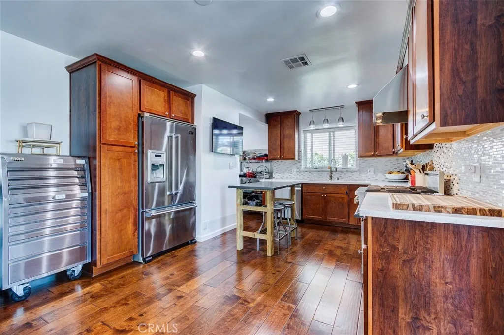 Additional image 84 of 5617 Glenford, Los Angeles, CA 90008