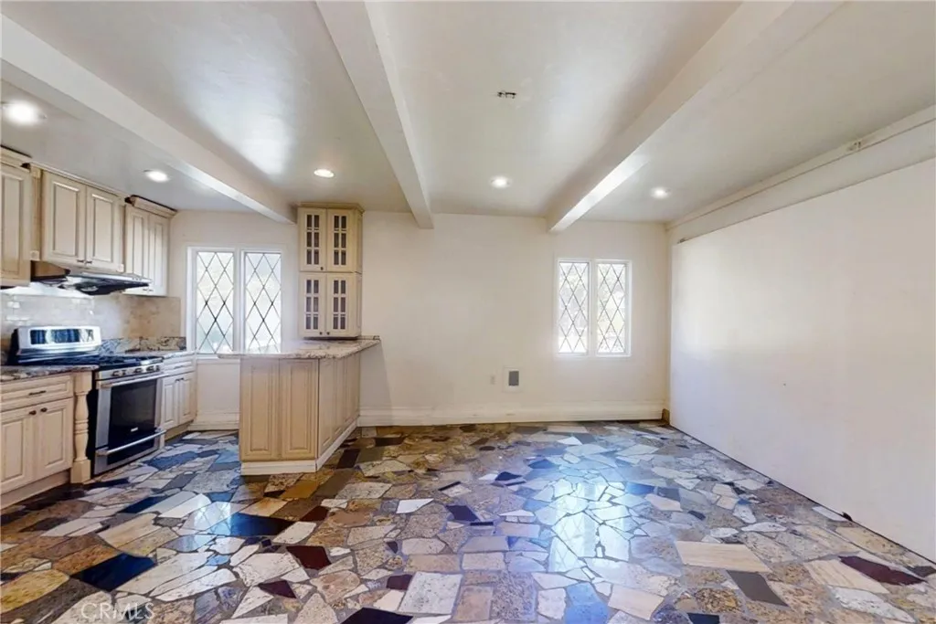 Additional image 90 of 1730 Via Del Rey, South Pasadena, CA 91030