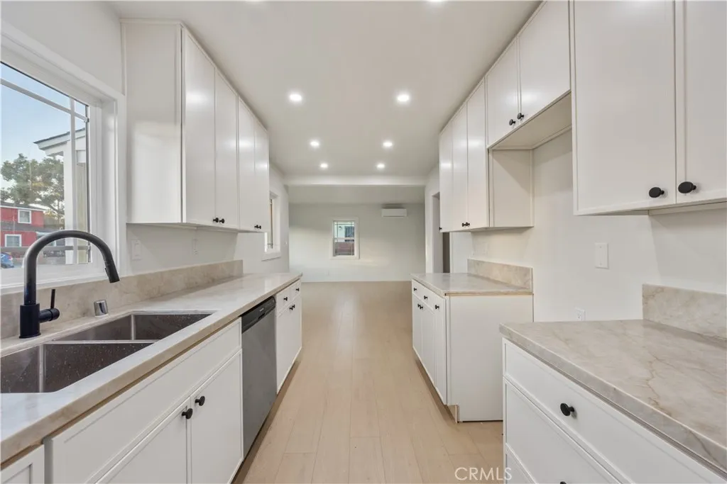 Additional image 43 of 2002 N Salinas Ave, Los Angeles, CA 90059