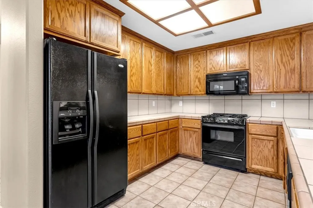 Additional image 18 of 225 Crater Lake Drive, Chico, CA 95973