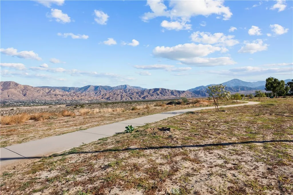 Additional image 7 of 924 Riverview Dr, Redlands, CA 92374