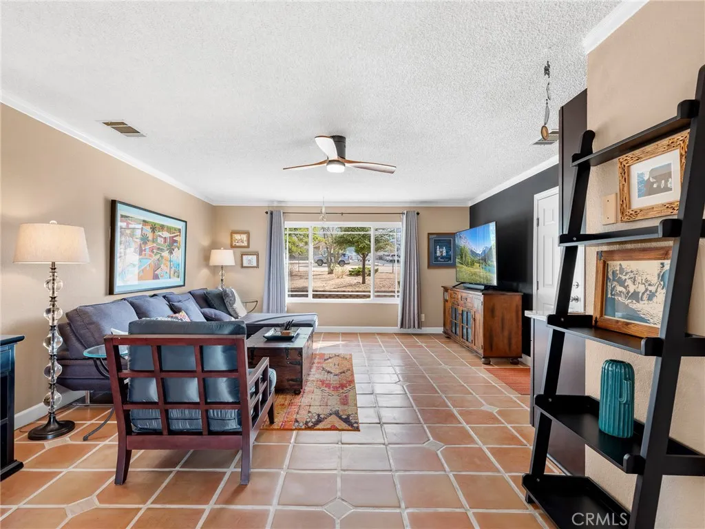 Additional image 107 of 3996 Yucca Terrace Dr, Phelan, CA 92371