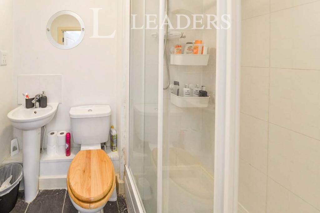 Additional image 5 of Bakers Close, St. Albans, AL1