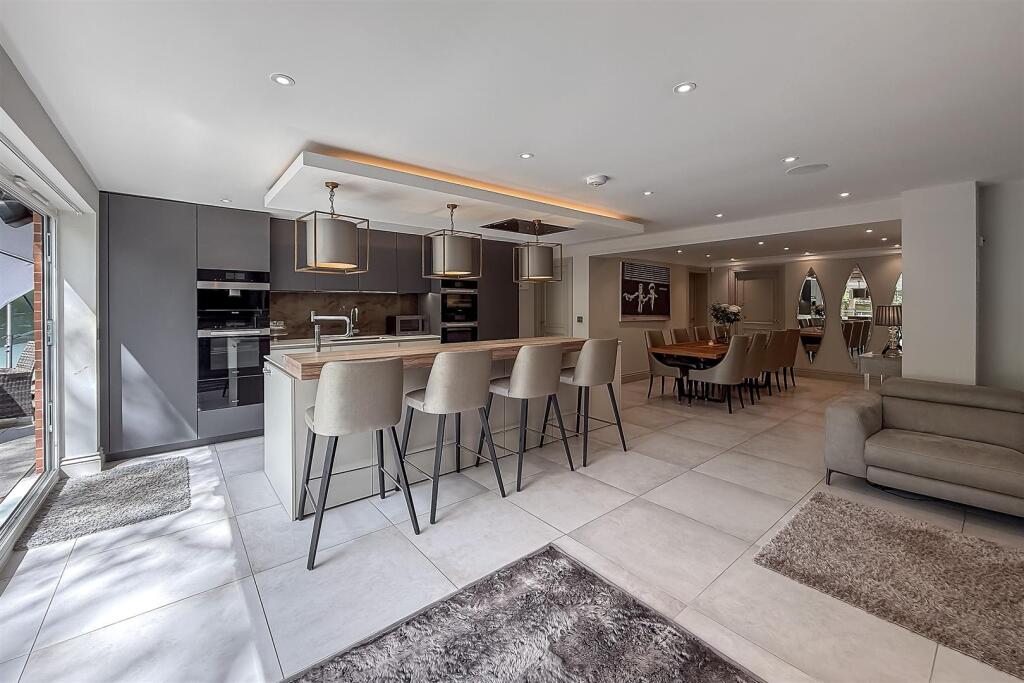 Additional image 10 of Bishops Road, Tewin, Welwyn