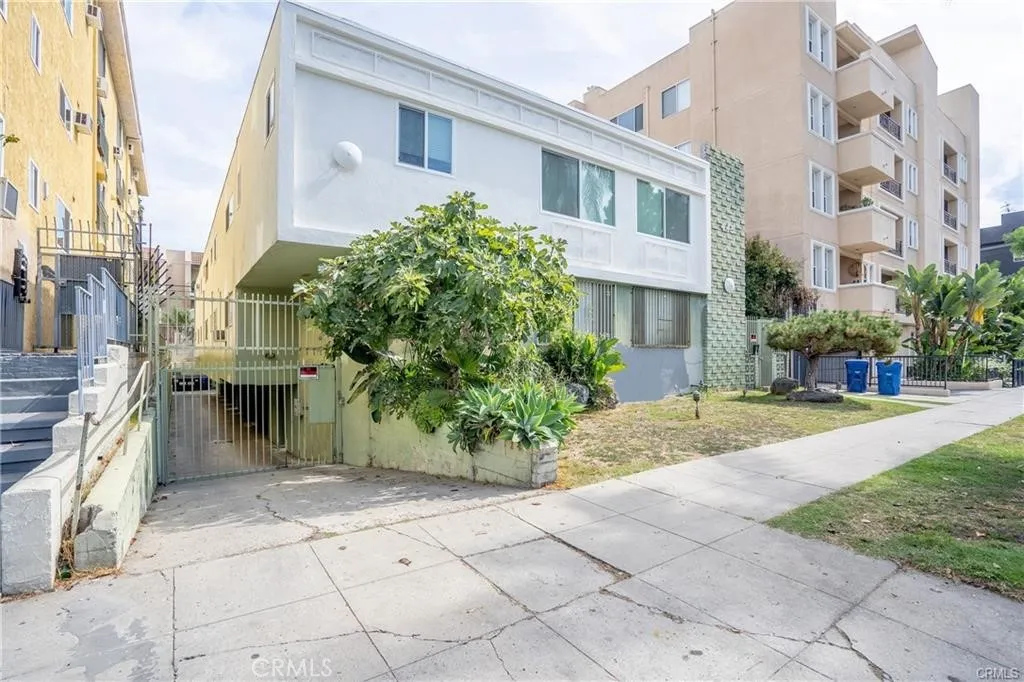 Additional image 29 of 446 S St Andrews Pl, Los Angeles, CA 90020