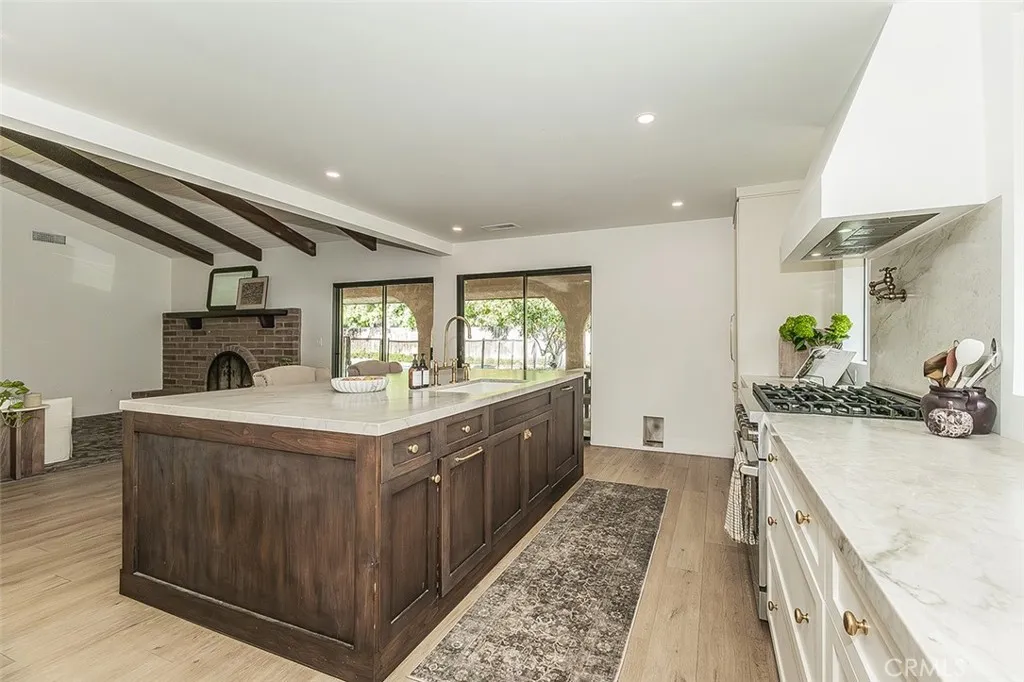 Additional image 23 of 406 E Audubon Drive, Fresno, CA 93720