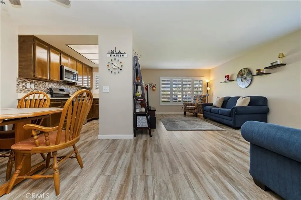 Additional image 14 of 618 S Santa Fe Street Unit 8, Hemet, CA 92543