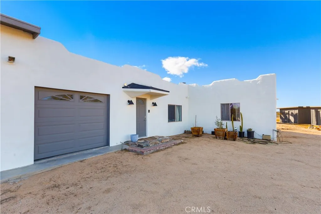 Additional image 3 of 60611 Birdie Ln, Landers, CA 92285