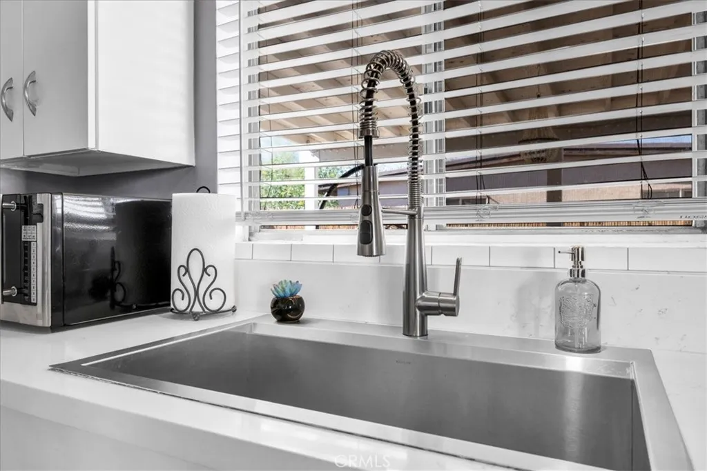 Additional image 14 of 74825 Alta Loma Dr, 29 Palms, CA 92277