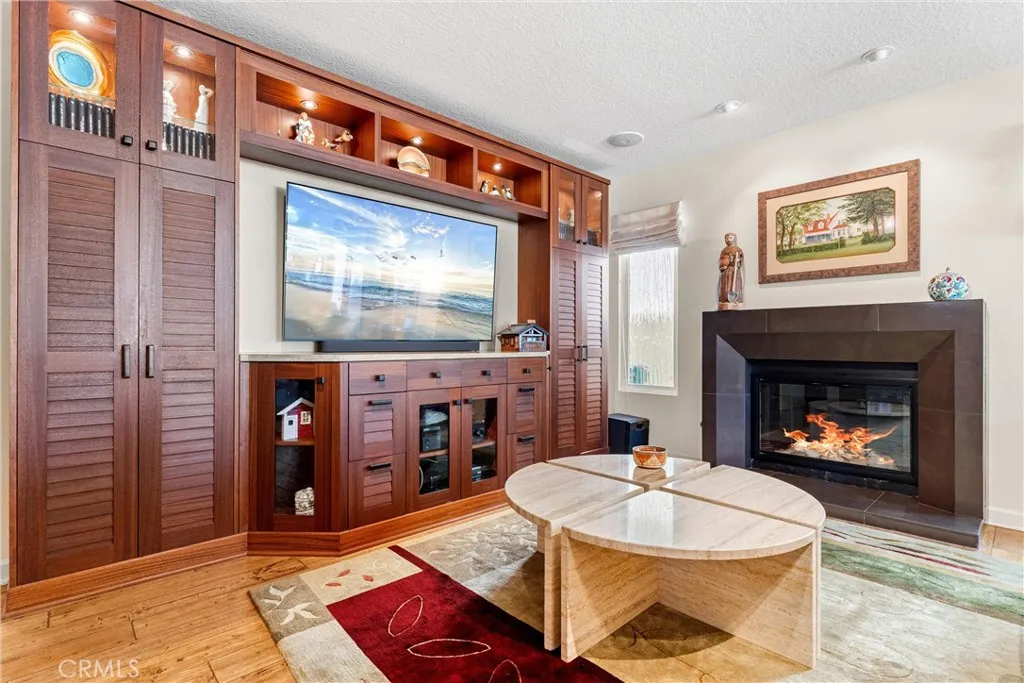 Additional image 10 of 39 Foxboro, Irvine, CA 92614