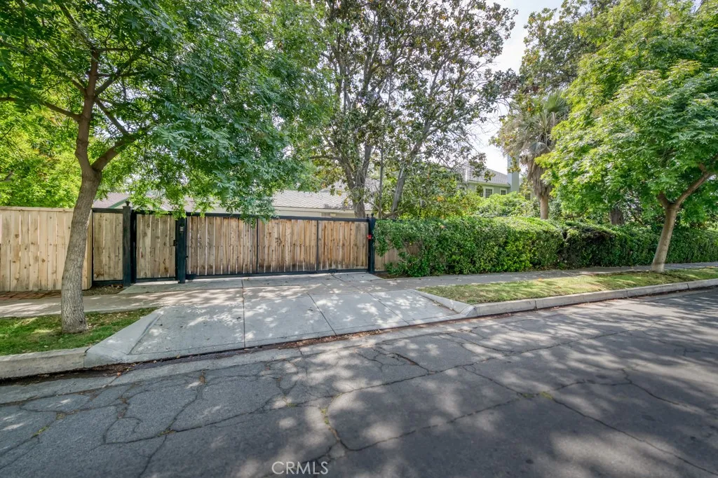 Additional image 126 of 605 E Home Avenue, Fresno, CA 93728