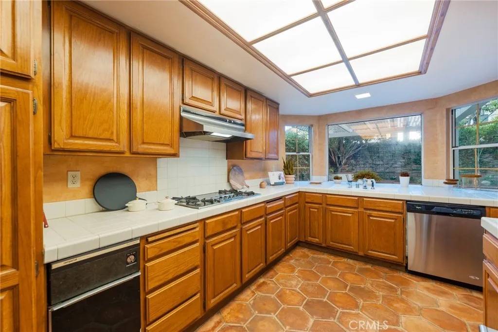 Additional image 10 of 7520 W 82nd St, Playa Del Rey, CA 90293