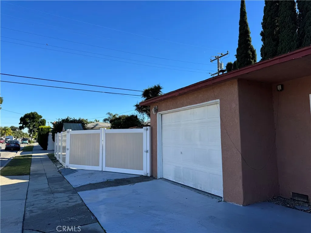 Additional image 9 of 10406 San Carlos Ave, South Gate, CA 90280