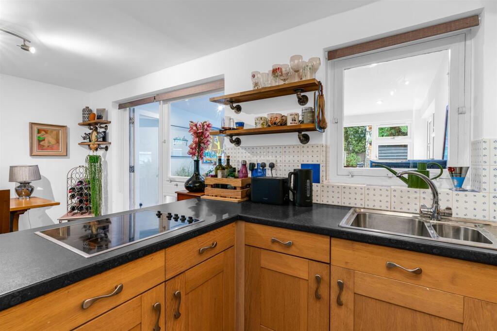 Additional image 9 of Lower Green, Tewin