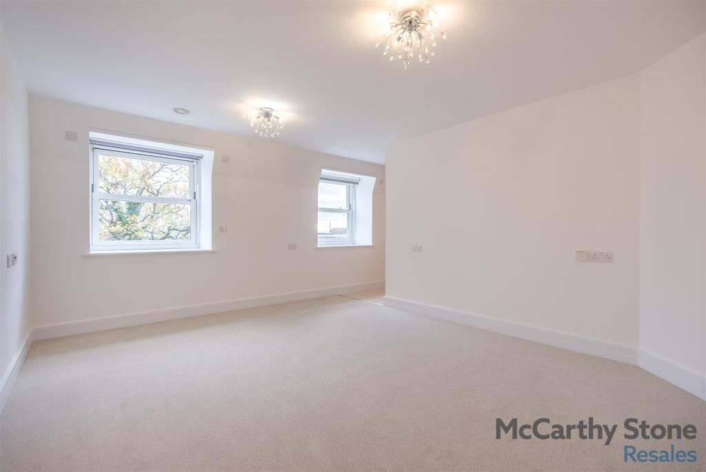 Additional image 27 of Peel Court, College Way, Welwyn Garden City, Hertfordshire, AL8 6DG