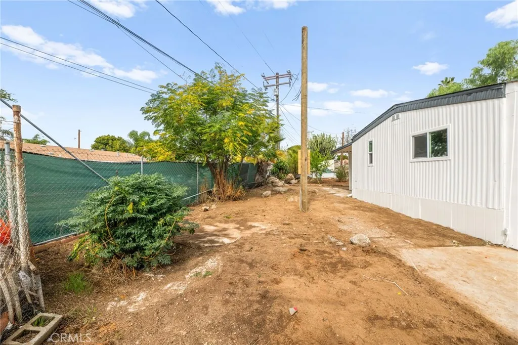 Additional image 75 of 300 Diana St, Perris, CA 92570