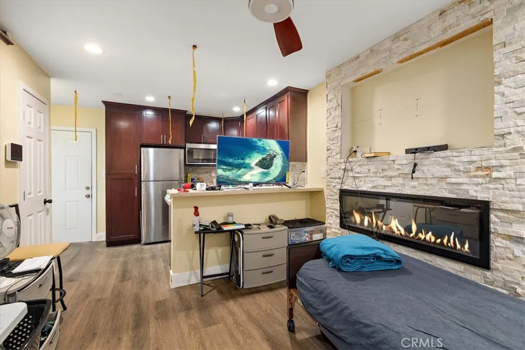 Additional image 50 of 11612 Cimarron Ave, Hawthorne, CA 90250