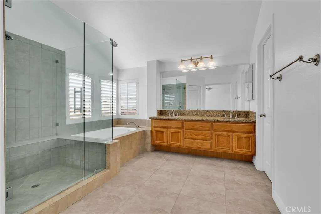 Additional image 94 of 32 Salinas, Lake Forest, CA 92610