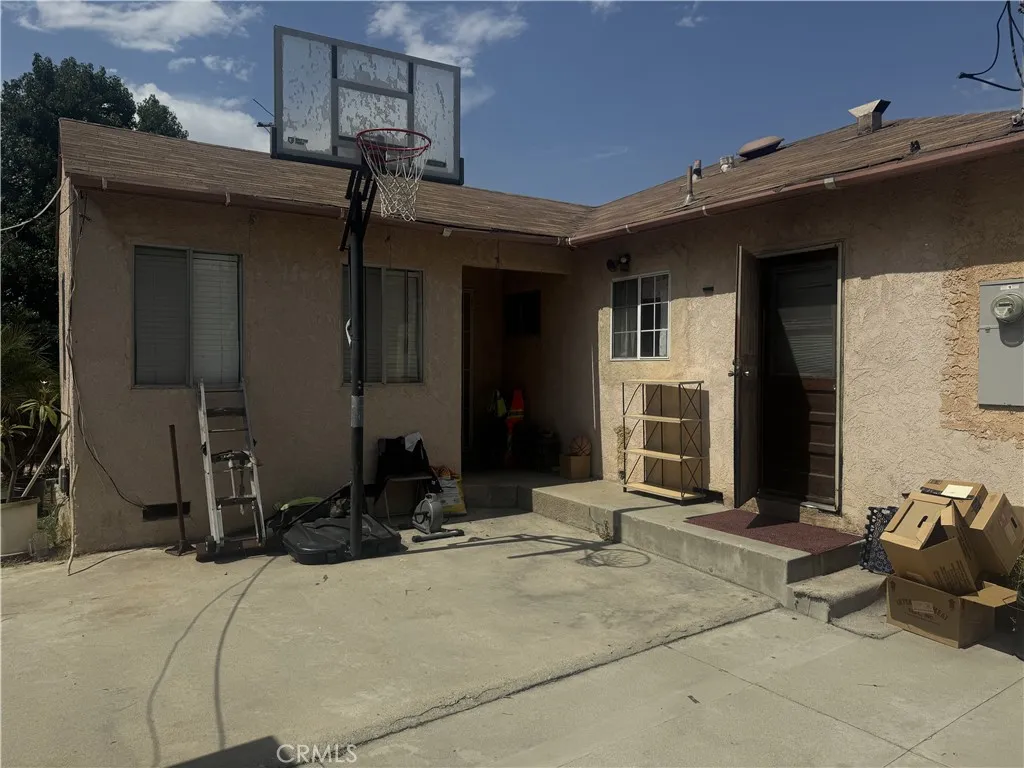 Additional image 3 of 10555 Karmont Ave, South Gate, CA 90280
