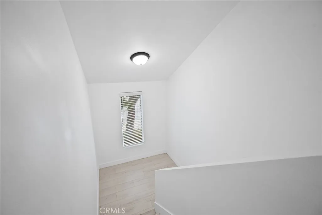 Additional image 15 of 9901 Independence Avenue Unit D, Chatsworth, CA 91311