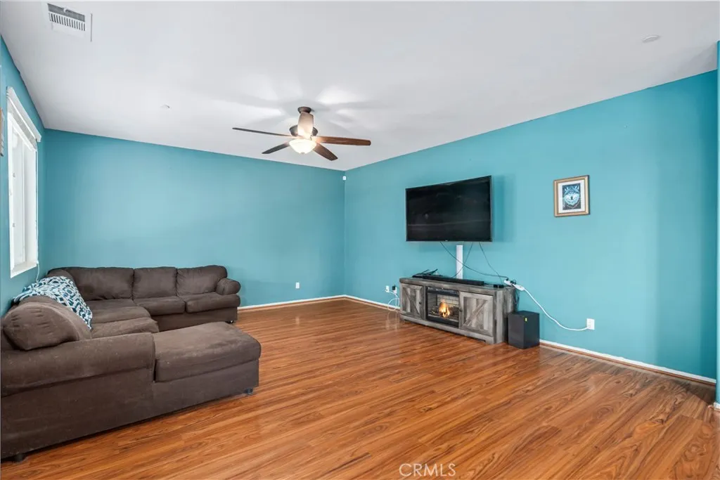 Additional image 38 of 3024 Erica Ave, Rosamond, CA 93560