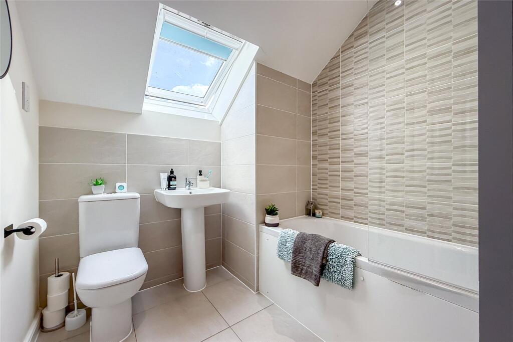 Additional image 10 of Neville Close, St. Albans, Hertfordshire, AL3