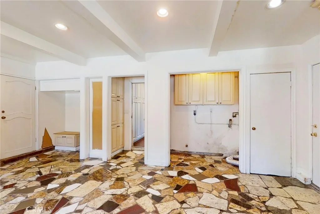 Additional image 93 of 1730 Via Del Rey, South Pasadena, CA 91030