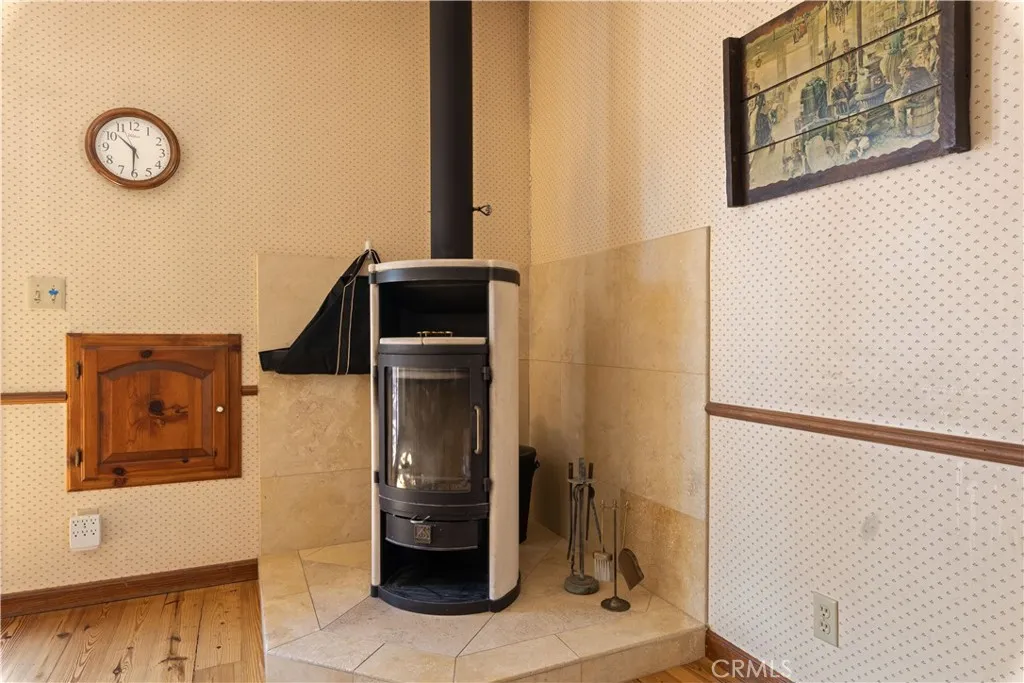 Additional image 87 of 608 Dixon Drive, Lakeport, CA 95453