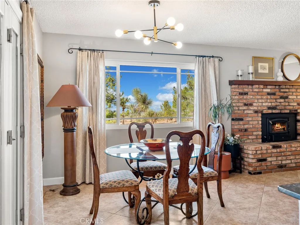 Additional image 27 of 3996 Yucca Terrace Dr, Phelan, CA 92371