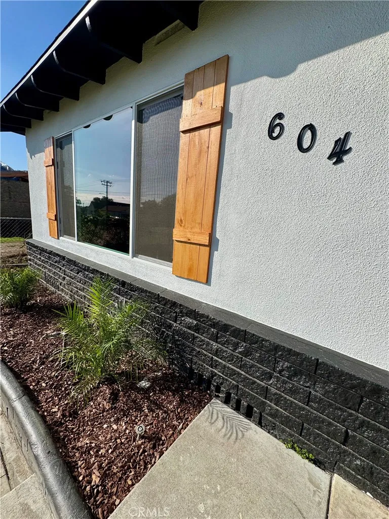 Additional image 80 of 604 N Acacia Ave, Rialto, CA 92376