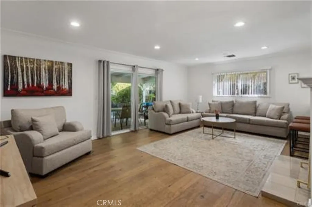 Additional image 27 of 22335 Kittridge Street, Woodland Hills, CA 91303