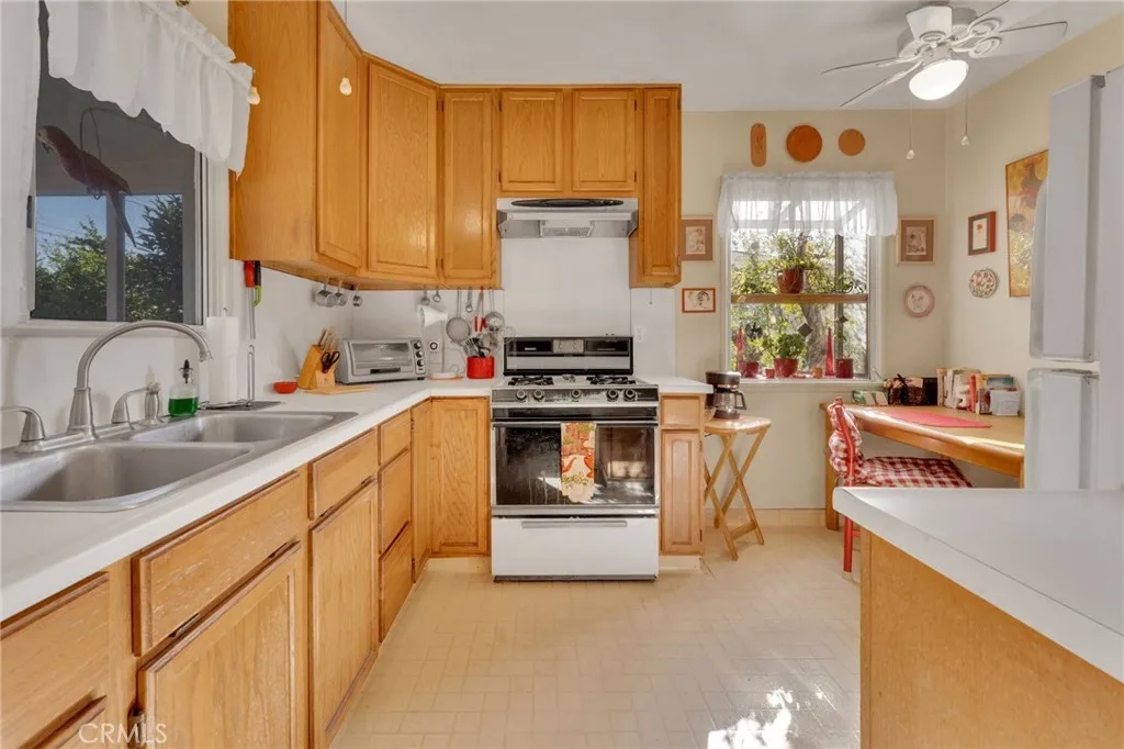 Additional image 43 of 159 E La Verne, Pomona, CA 91767